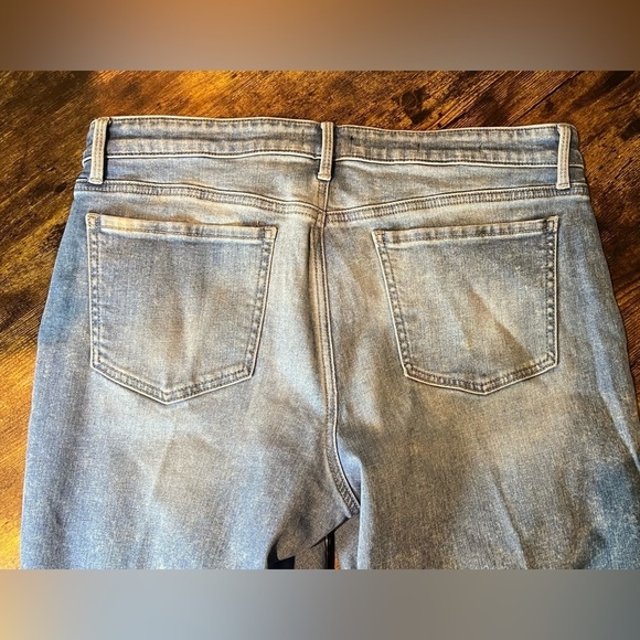 NYDJ | ladies Girlfriend Straight jeans. Size: 12P - Picture 11 of 13